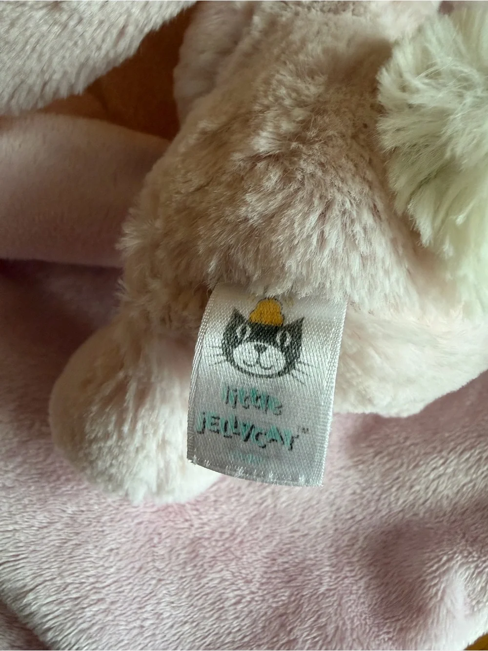 Jellycat Bashful Bunny Comforter - Pale Pink Plush